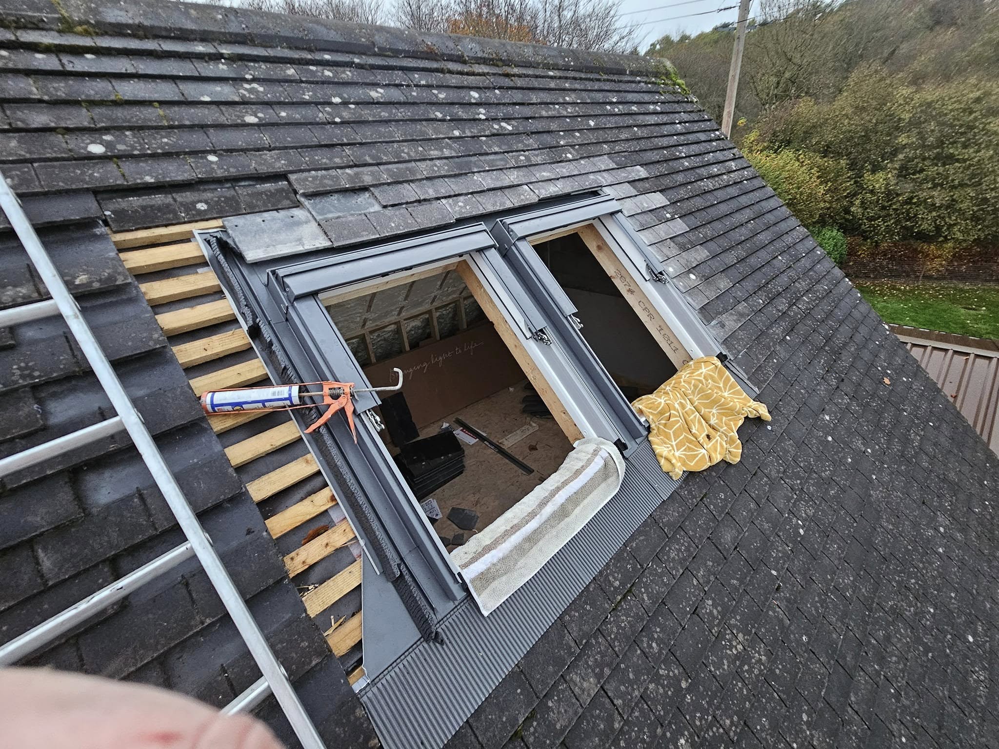 Window installation services in Offaly Ireland by professional carpenter